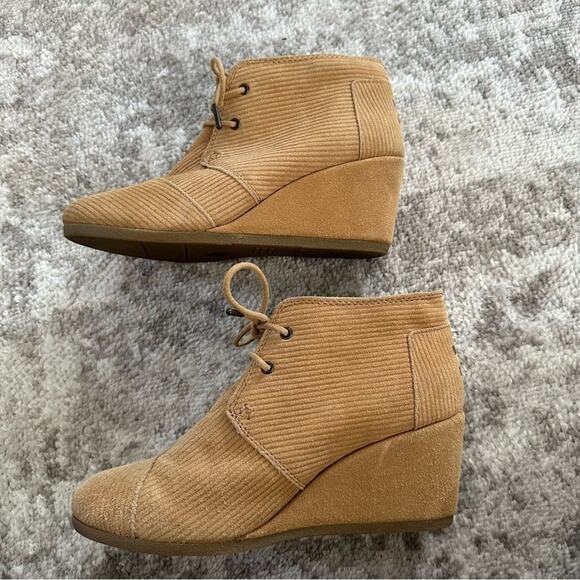 Toms Corduroy Brown Wedge Booties - Picture 3 of 9